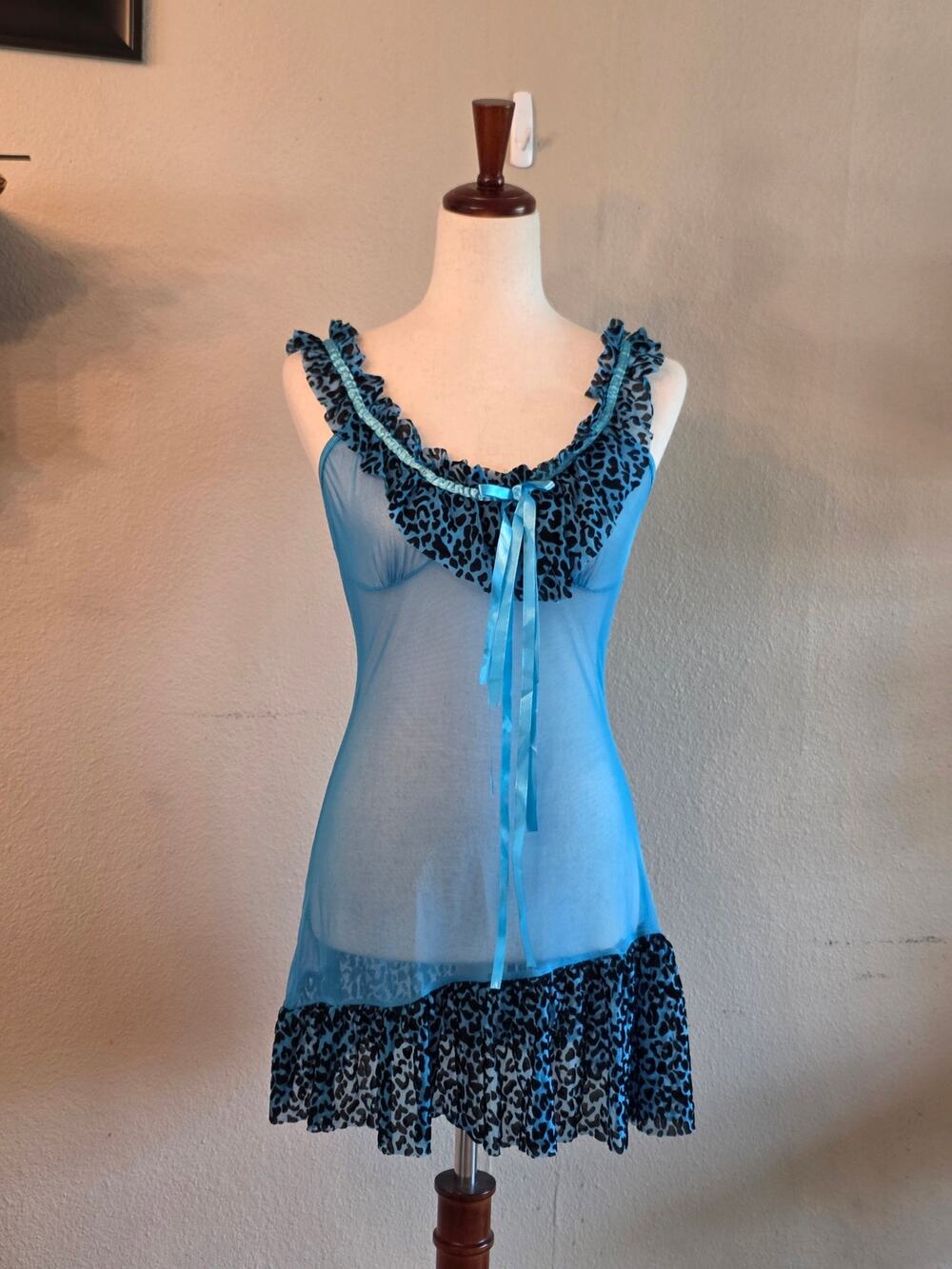 Elegant Moments Leopard Print Mesh Baby Doll Nightgown Lingerie SZ Medium Sheer